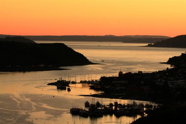 Atardecer canal de tenglo by agenciagradual.cl