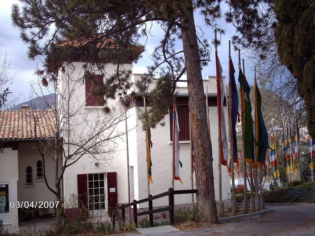 Digne les bains,musée alexandra david-neel by voigtlander,jp.pourcines