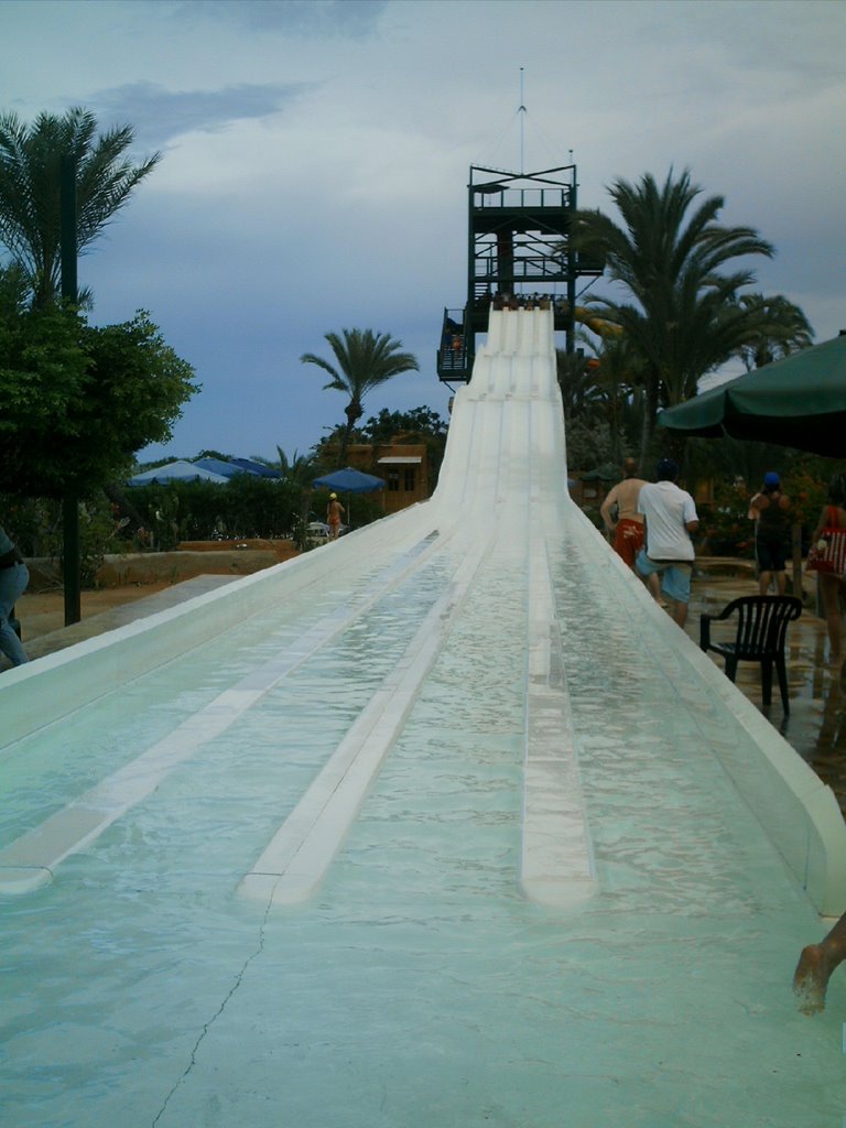 Parque El Agua by Vargas Reinaldo