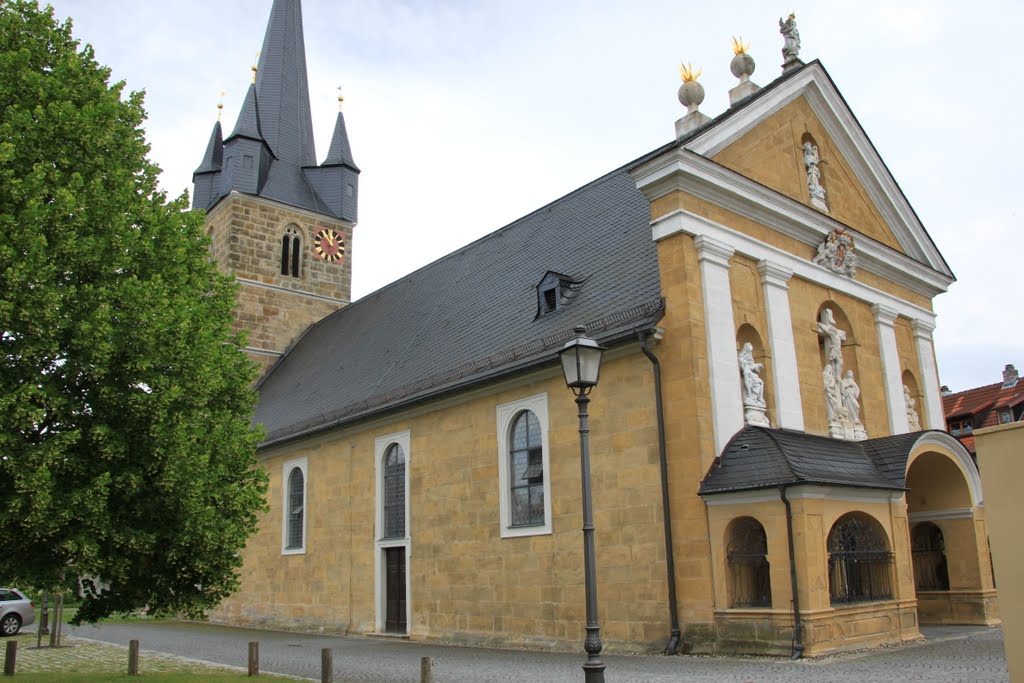 Memmelsdorf Church by JohnHW