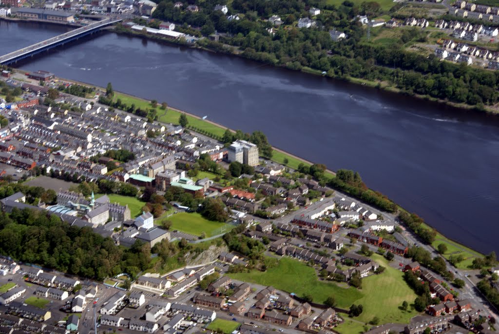 Heliicopter flight over Derry by Christopher Tierney