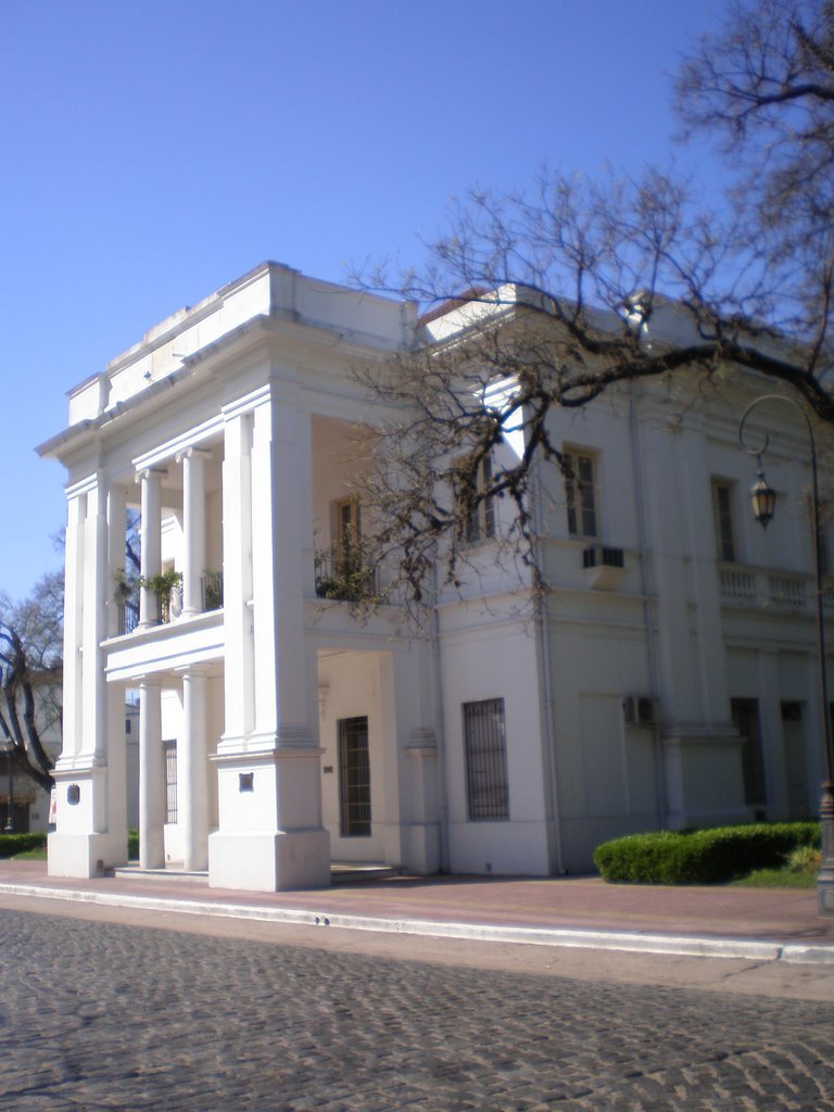 Municipalidad de Almirante Brown - Adrogué by federicogatti