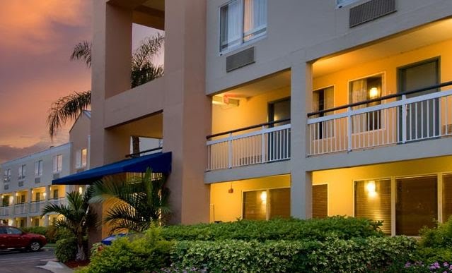 Hotel in Miami FL - Quality Inn Miami Airport by hotel33166