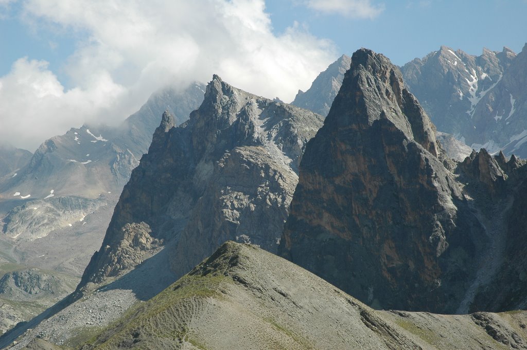 Aiguille Grande e Aiguille Andrè by Luca Rosso