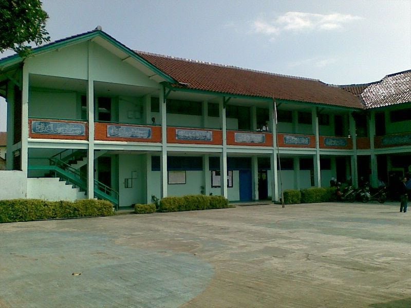 SMA PLUS ASSALAAM by jangwahyu