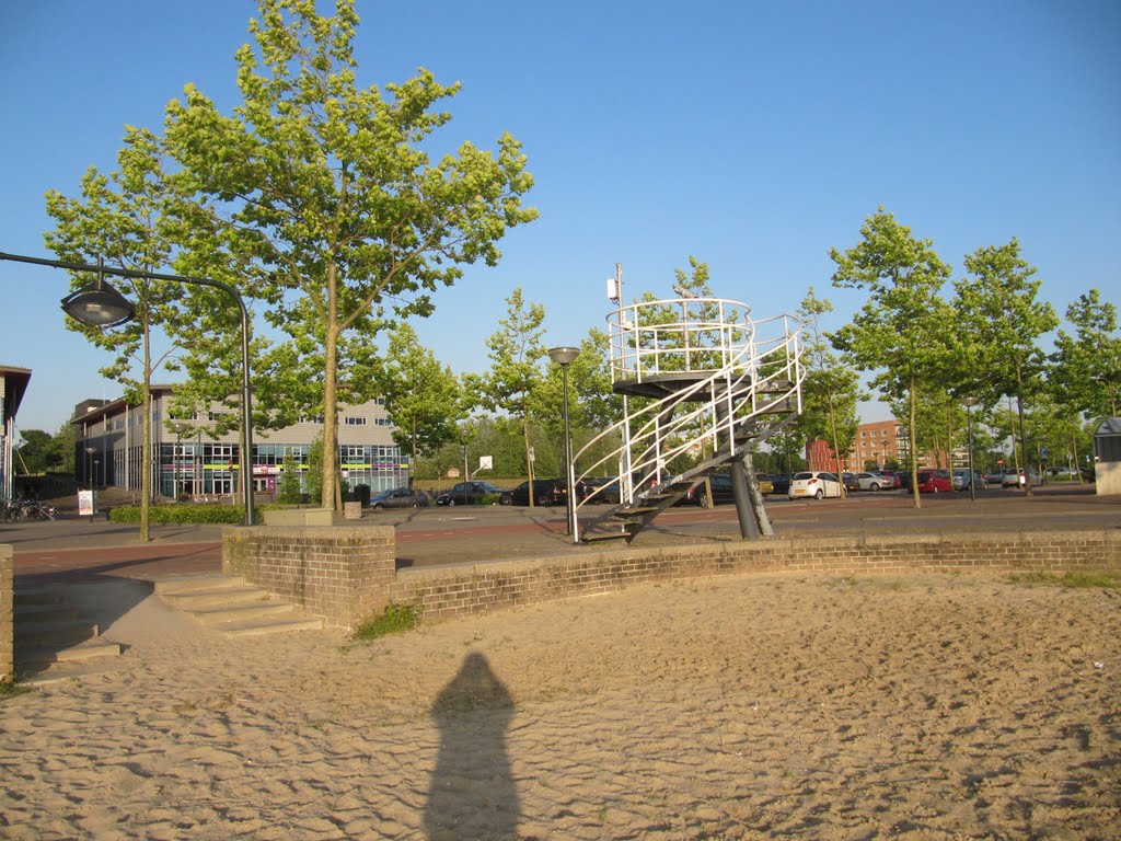 Markiezaatsmeer beach at De Boulevard by Willem Nabuurs