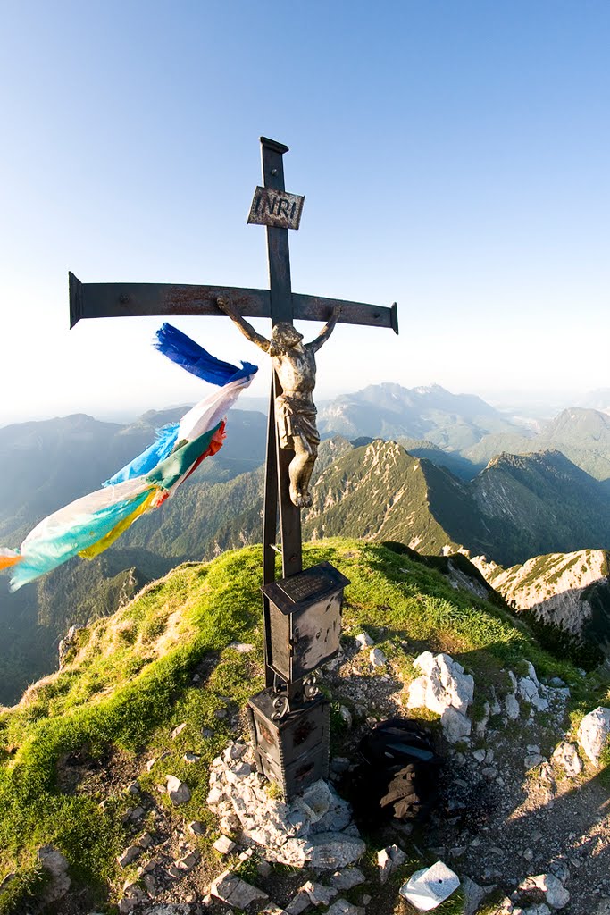 Sonntagshorn Gipfelkreuz by b.e.r.n.h.a.r.d