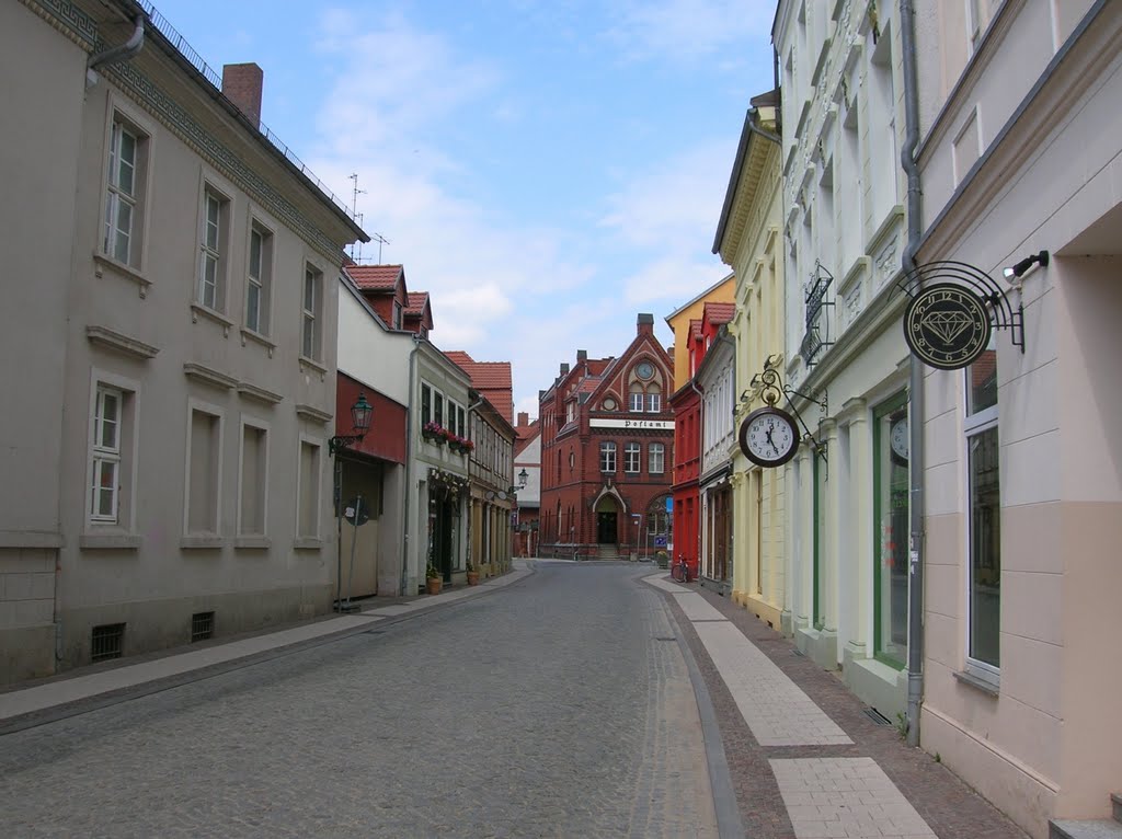 Perleberg Stadtansichten Poststr.Juni 2011 by Destiny