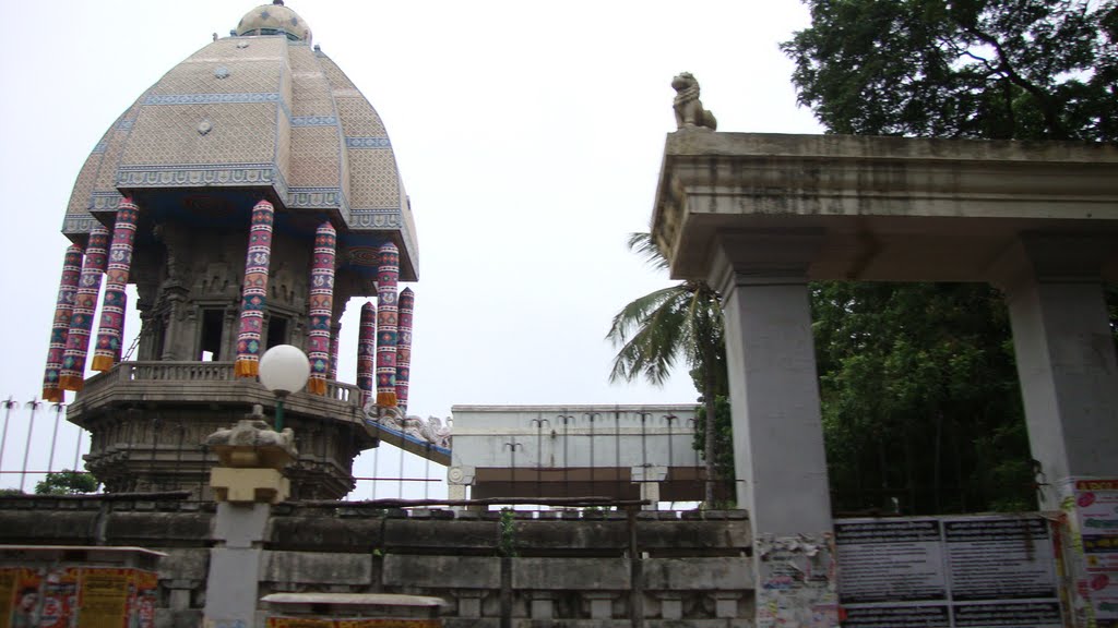 DSC05423 வள்ளுவர் கோட்டம் கருங்கல் தேர் - Valluvar Koattam STONE CAR (CHARIOT)11.31.40 by dhanasekarangm