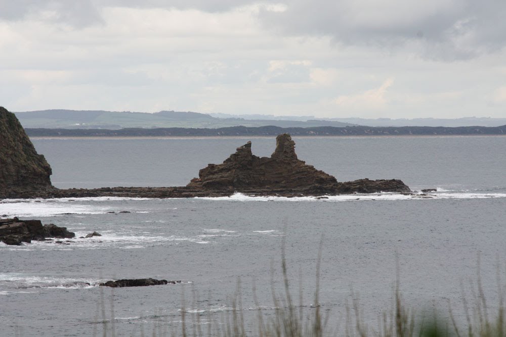 Eagle's Nest, Cape Paterson-Inverloch Road by Marbiz