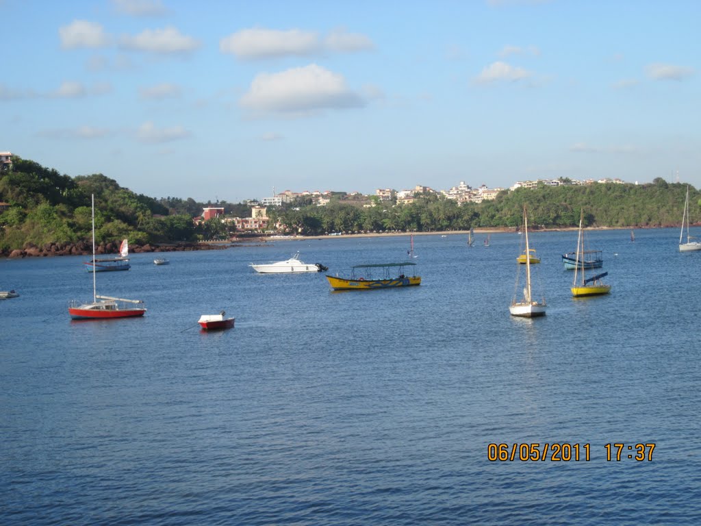 Dona Paula by Gauri Shankar Joshi