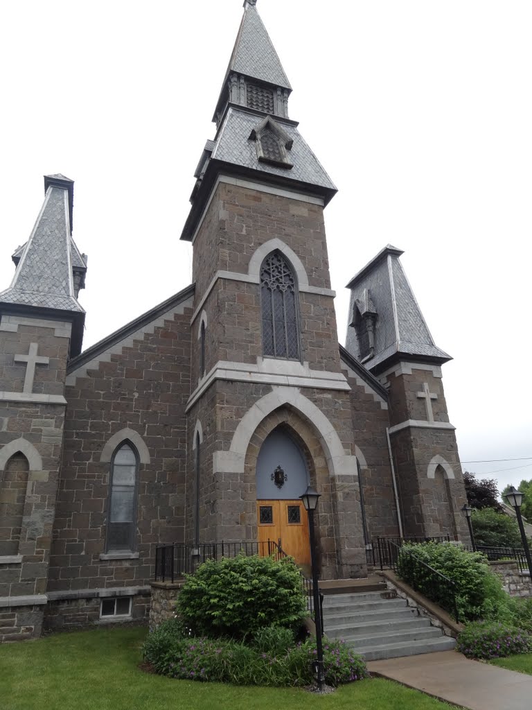 St Mary's RC Church by rogerking