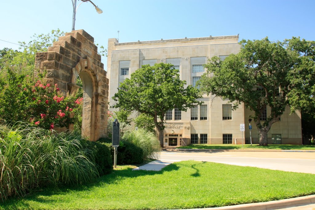 Young county courthouse by Michael Bilodeau