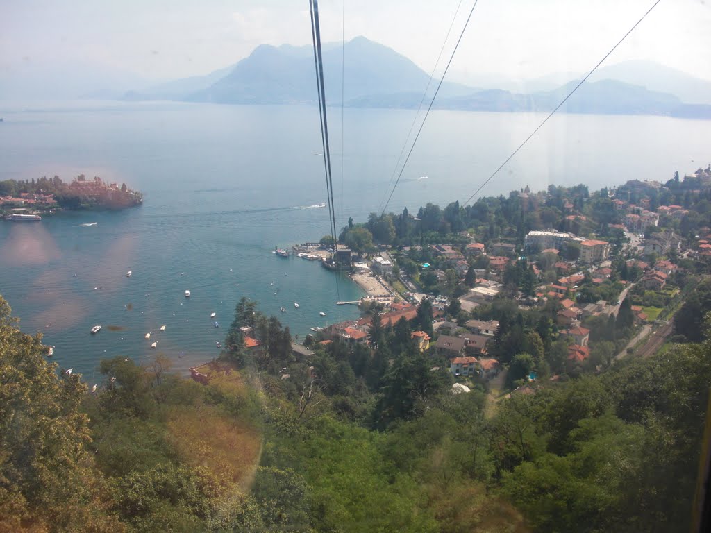 Mit der Seilbahn auf den Monte Mottarone by klausundchris