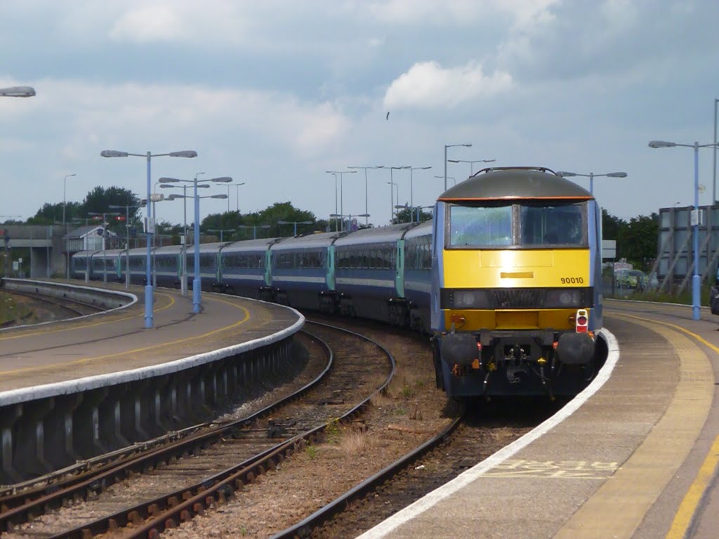 90010 sits at great yarmouth during the yarmouth drags by jules46443