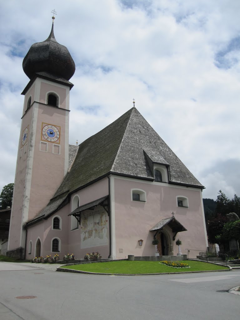 Church of Aurach bei Kitzbuhel 12 juni 2011 by Aad (A.F.) Huf