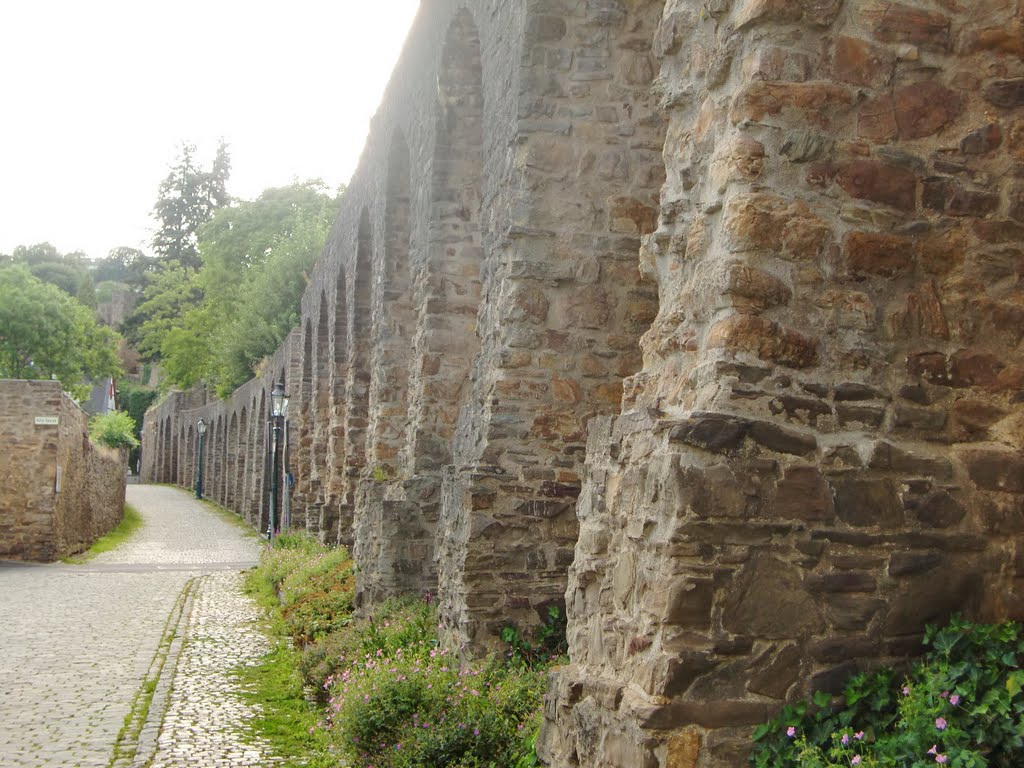 Bad Münstereifel, Stadtmauer by Schamberl