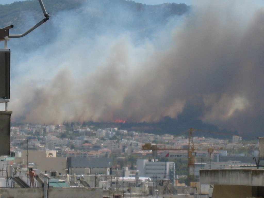 Athens, fire in August 2007 #3 by Panos T