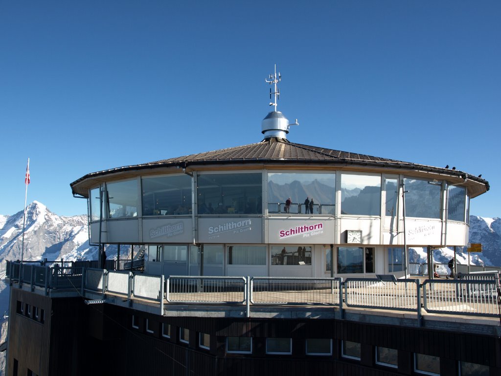 Station Schilthorn (October 2007) by www.swiss-pics.ch by NilsW