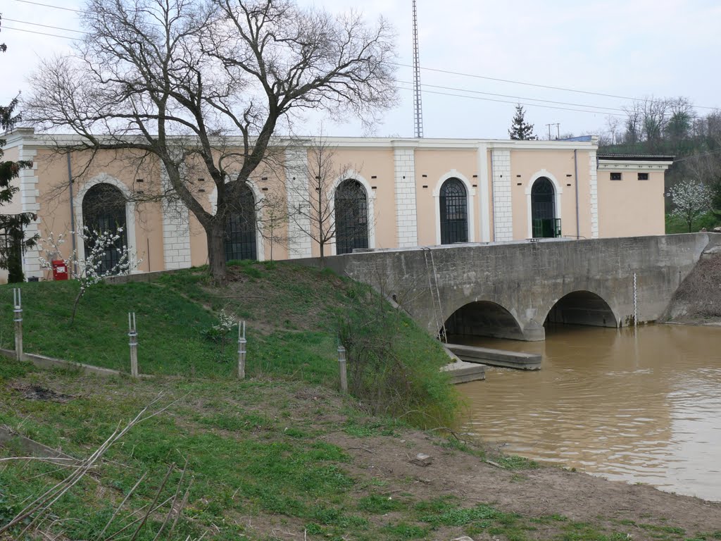 Gibárt, vízerőmű a Hernád folyón by Csinos