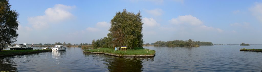 Nieuwkoopse Plassen, Nieuwkoop by Jan P.M. van Elk