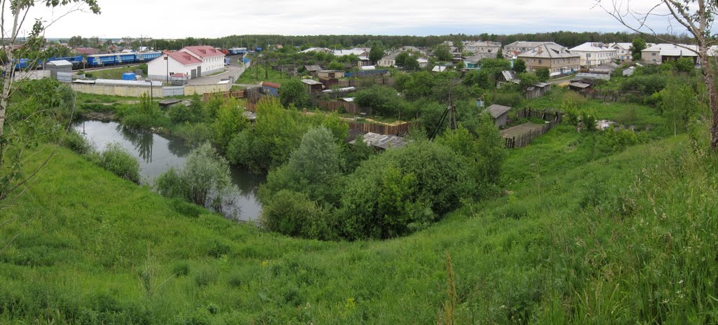 View from viaduct by ecom