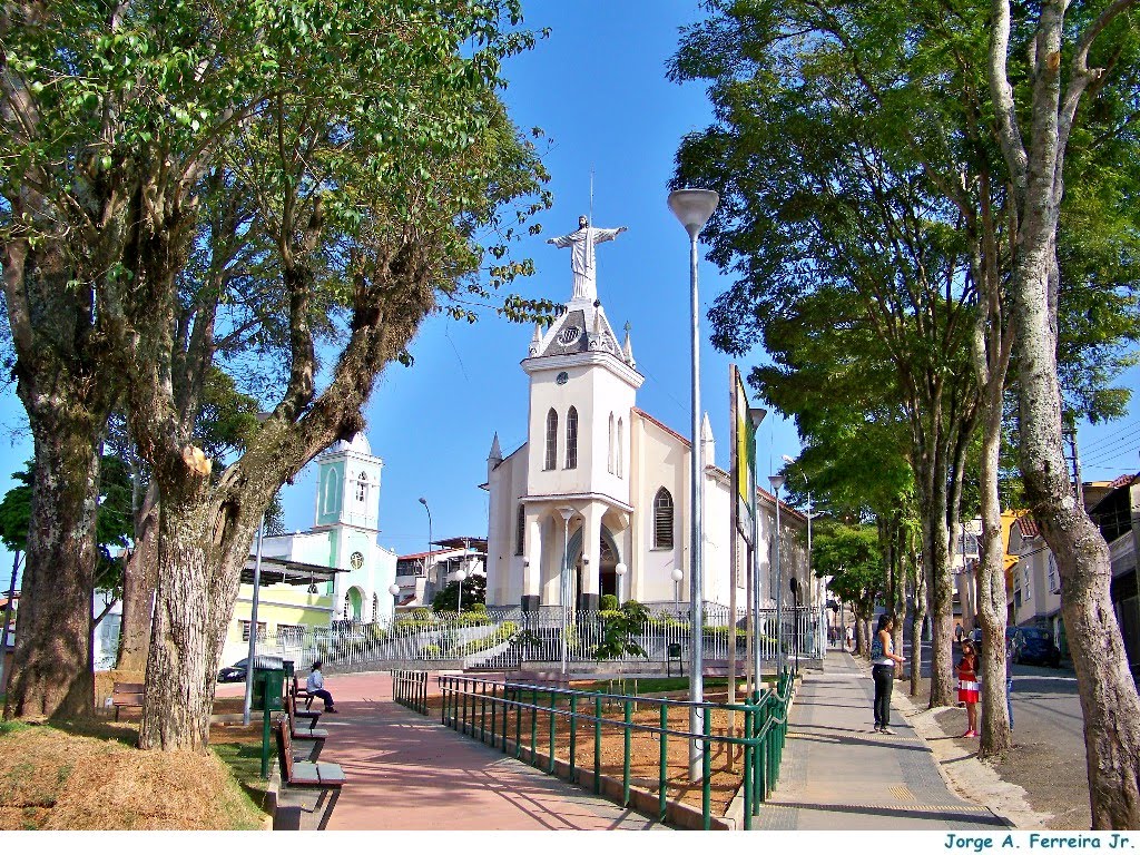 Praça Bias Fortes e igreja de Nosso Senhor dos Passos by Jorge A. Ferreira Jr.