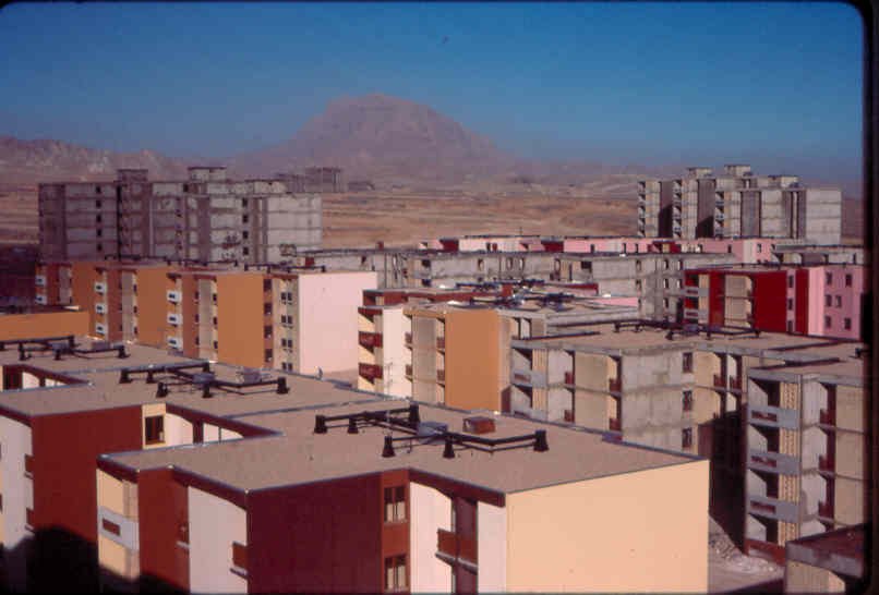 1978. Mali Abad. Erection buildings by pieralix