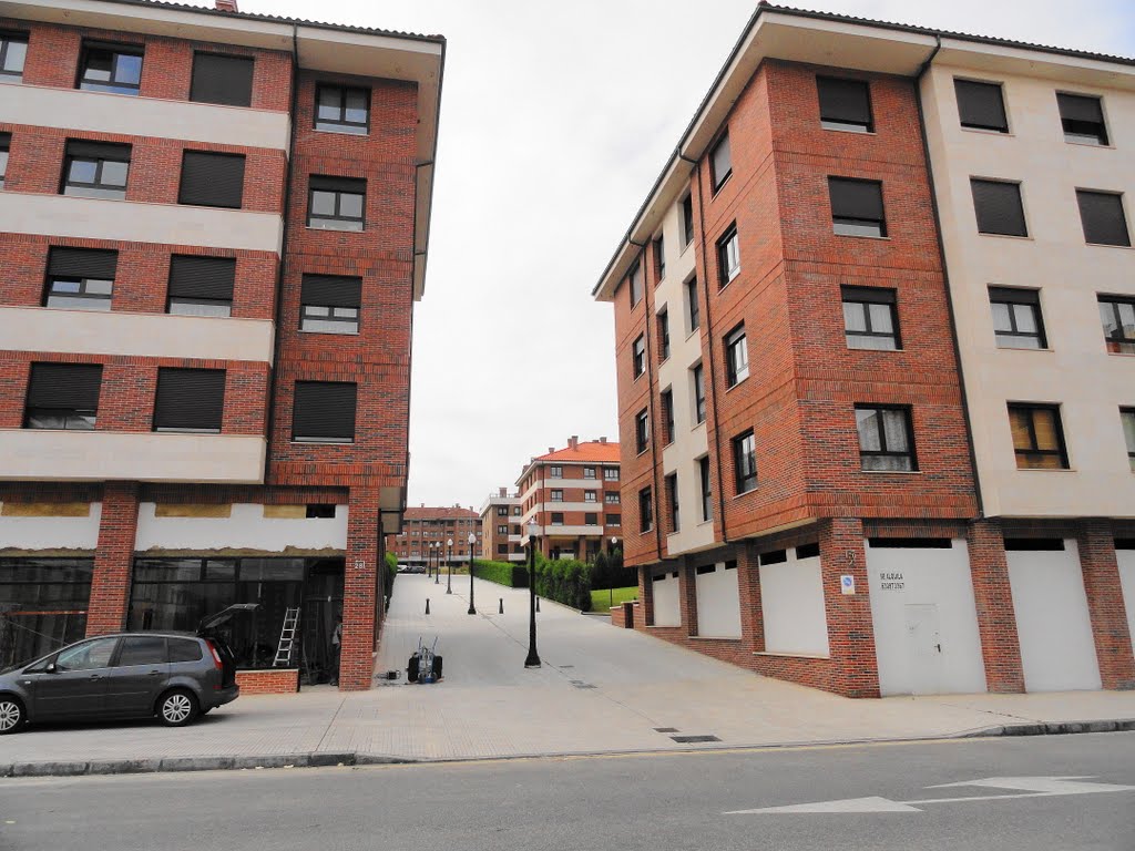 ZONA RESIDENCIAL by chusgijon