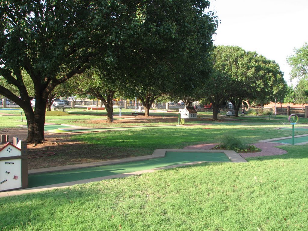 Ackley Park, Elk City, OK by robawalker