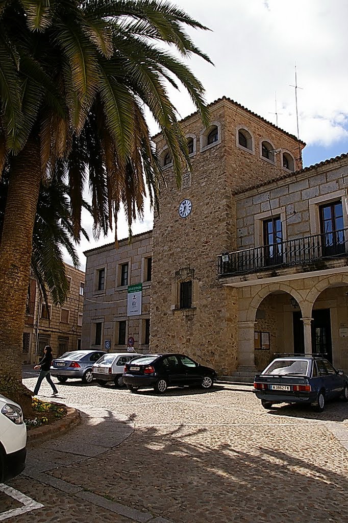 Ayuntamiento, Coria, Caceres, Extremadura, España by Antonio Alba