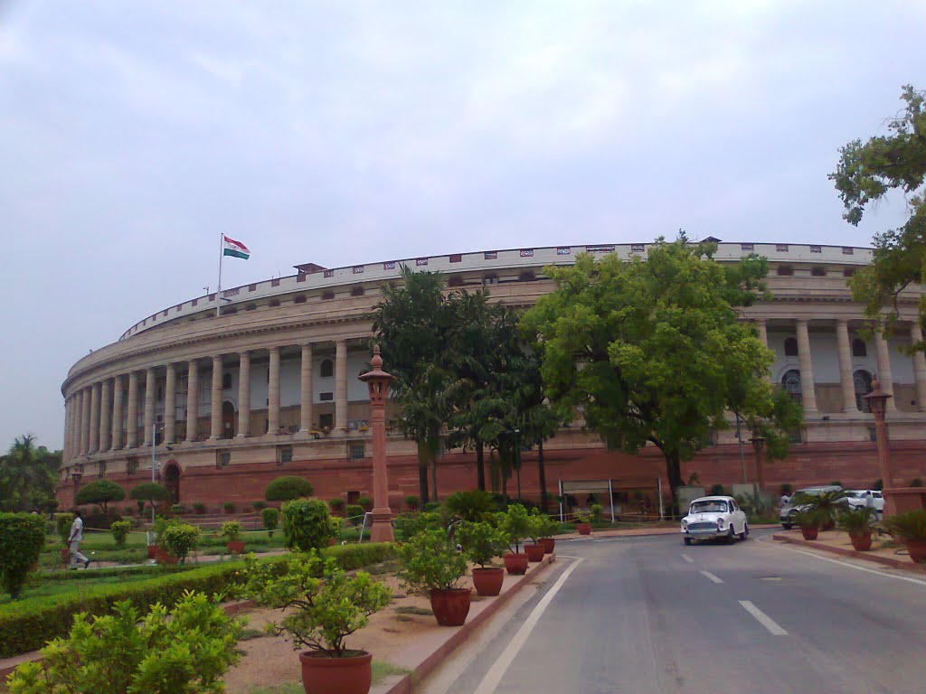 Parliament House, New Delhi by suchitaxaxa