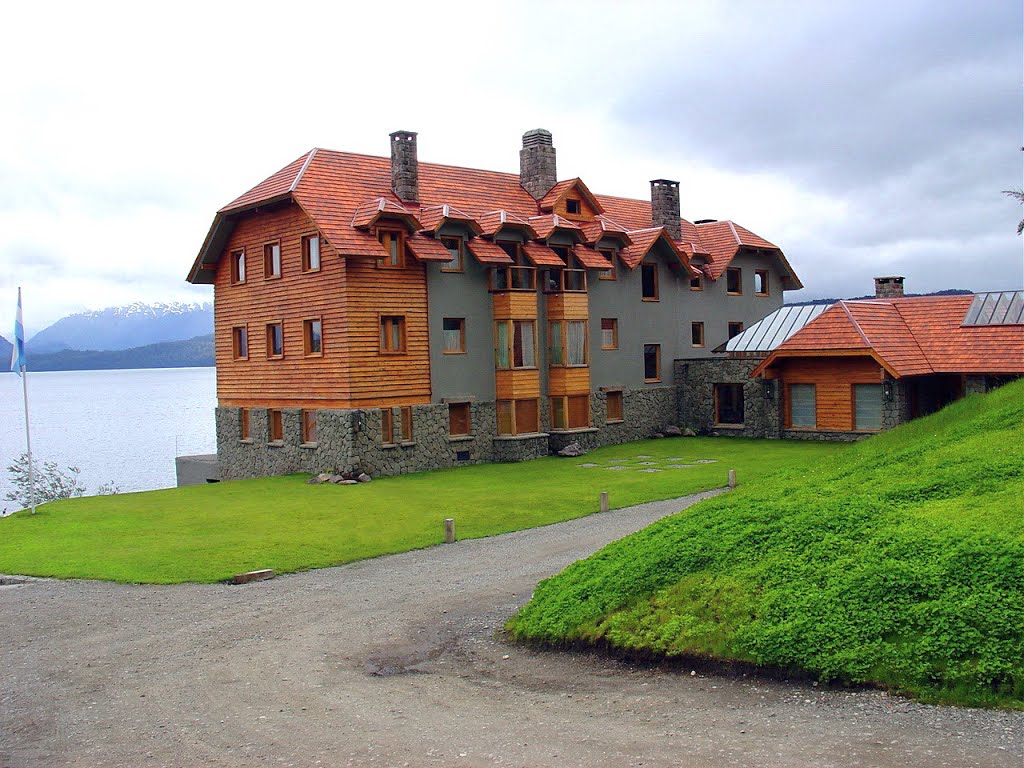 Villa La Angostura - Provincia de Neuquen - Hotel Correntoso - ecm by eliseo c. martínez