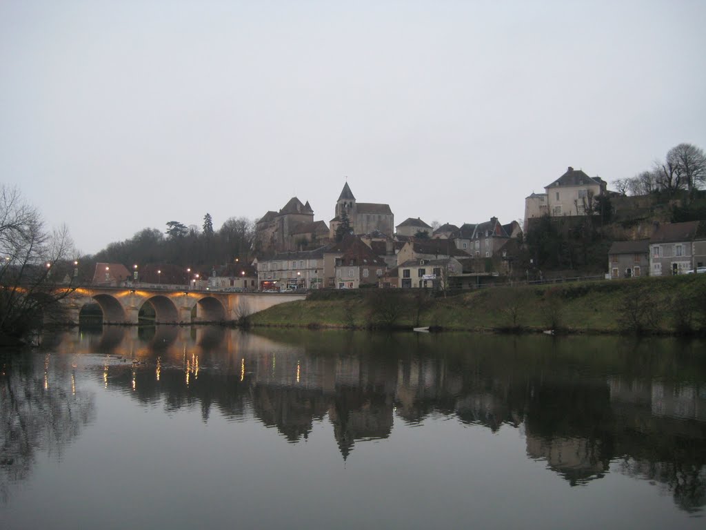 Le pont sur la Creuse et la Ville Haute, au BLANC (36). by JOJO 4 9