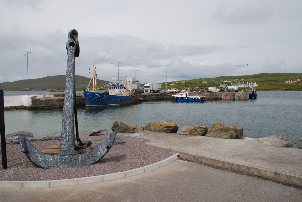 Portmagee harbour by bobpercy