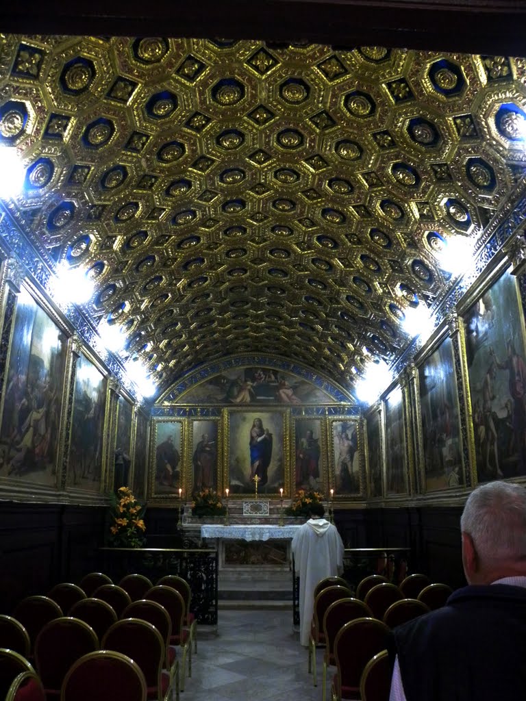 The Chapel of Gold - Gaeta, Italy by The Man in the Maze™