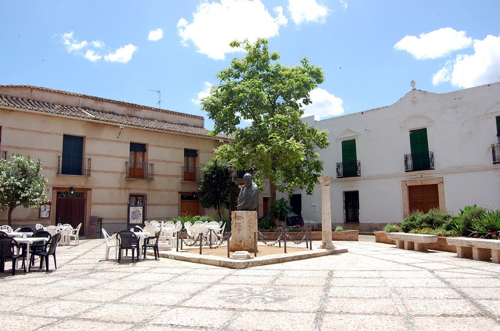 Plaza de Clavero Fernández de Córdoba by viajeroinquieto