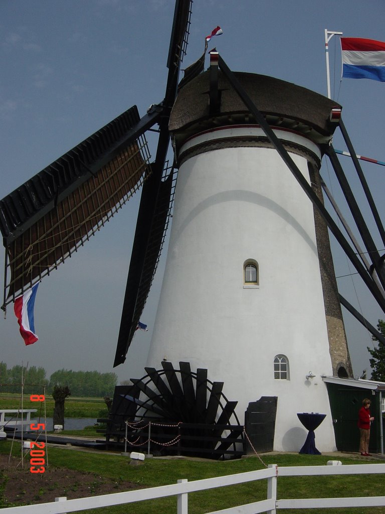 Kooijwijkse Molen (1866) - Oud Alblas - Holland by Leo Roubos