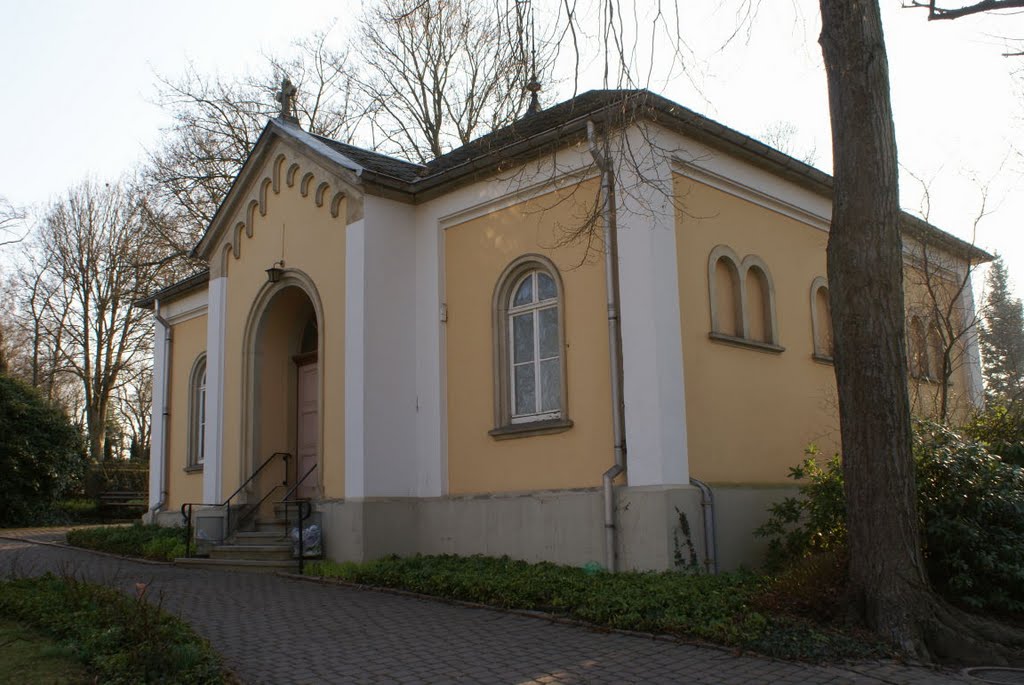 Friedhofskapelle Leisnig (Mittelsachsen) by Atheistin