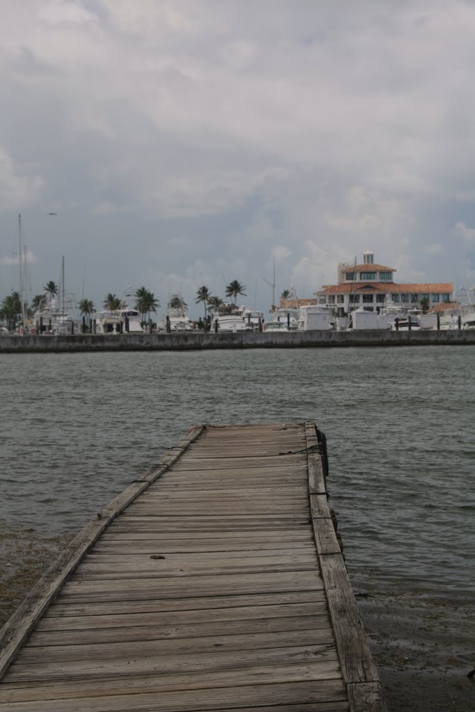 Villa de Pescadores-Humacao by Ricardo David Jusino