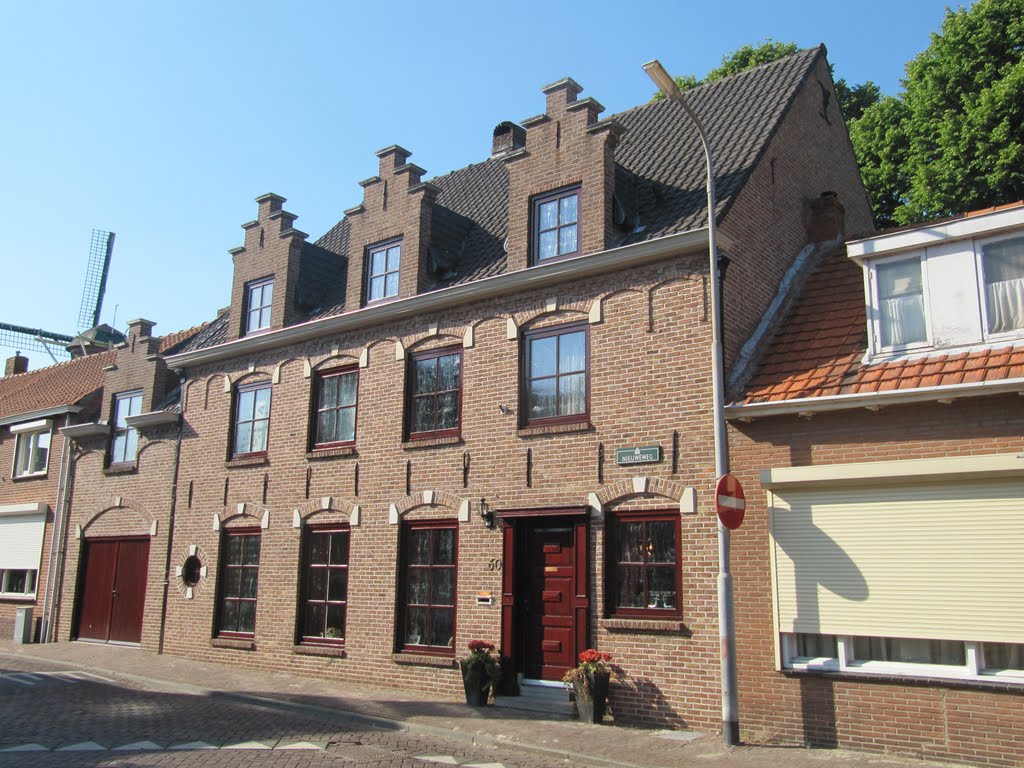 Monumental building Nieuweweg 60 by Willem Nabuurs