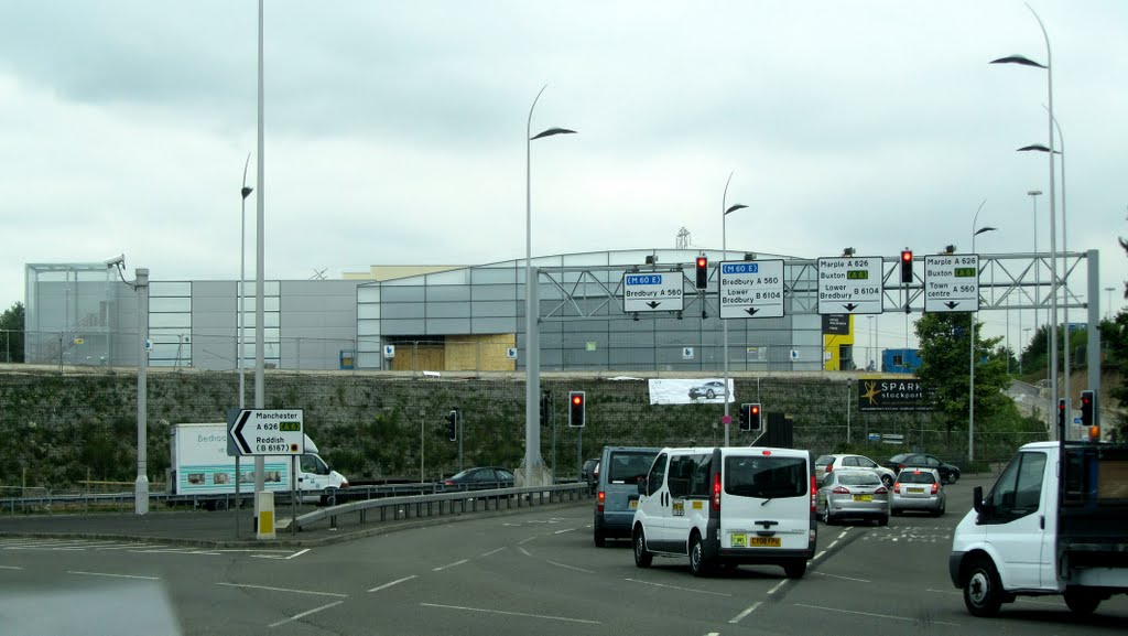 Portwood roundabout by © Phil Rowbotham