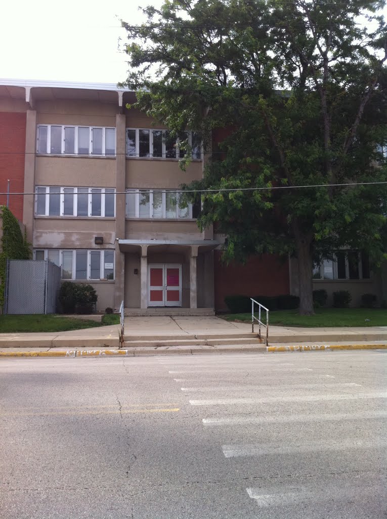 Front doors of old Aurora Police Dept by Camardop