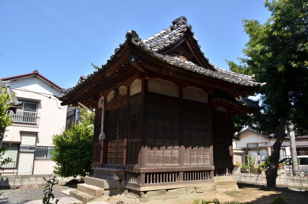 Inari-Jinja 稲荷神社 (2011.05.15) by k.takita