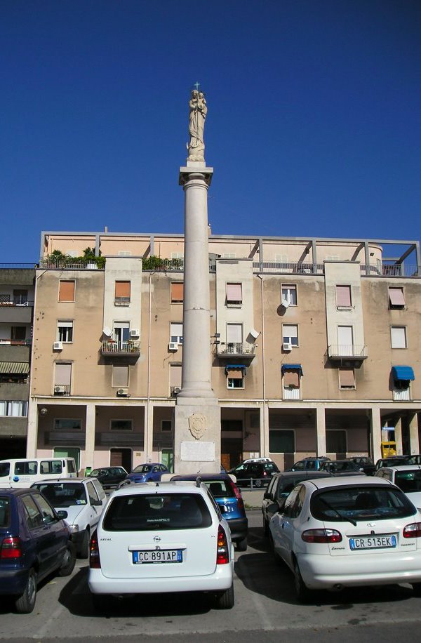 Piazza Colonna mariana by vbt