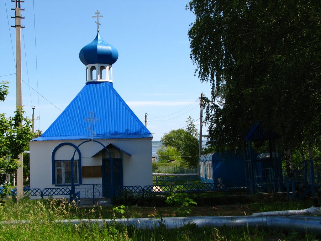 Трехсвятская церковь в селе Ижевка by Соколов Леонид