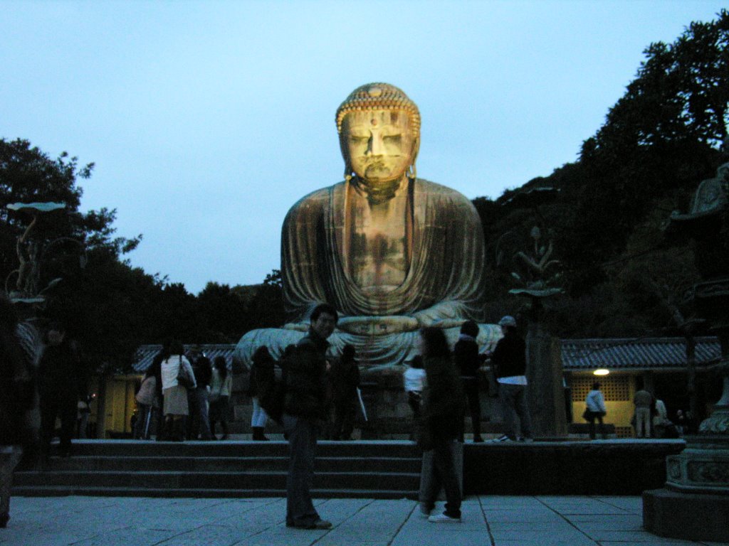 Daibutsu at Kamakura// by allmodcons