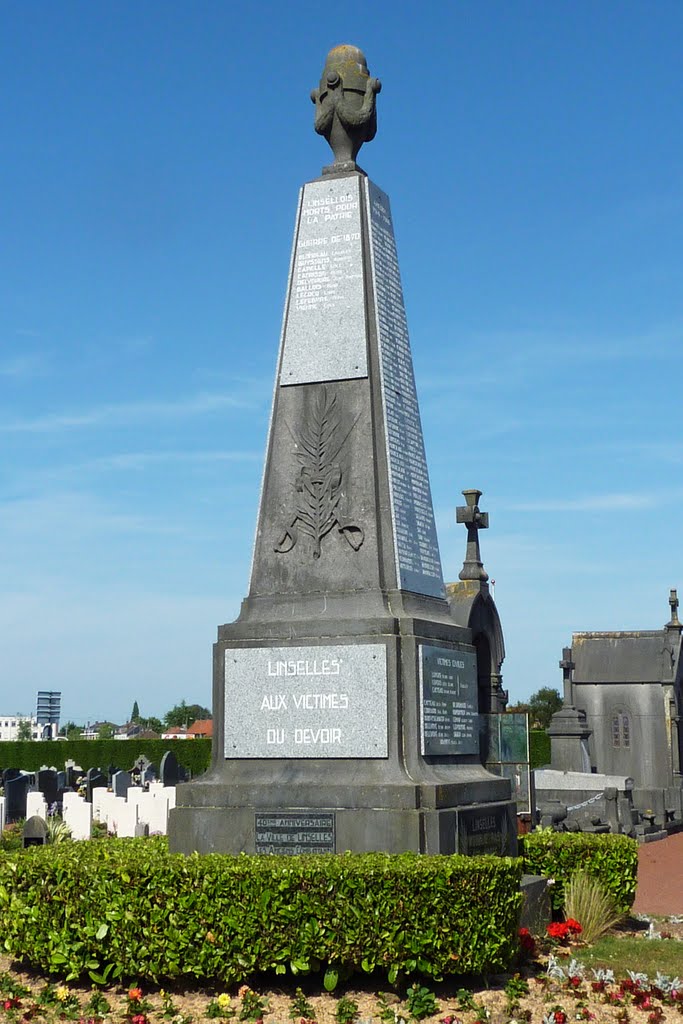 LINSELLES - Monument aux Morts de 1914-1918 et 1939-1945 by 59jacky