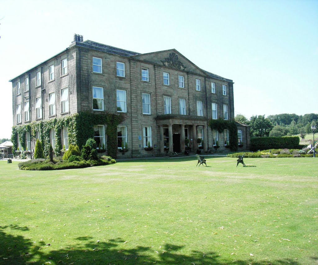 Walton Hall, by stan.w