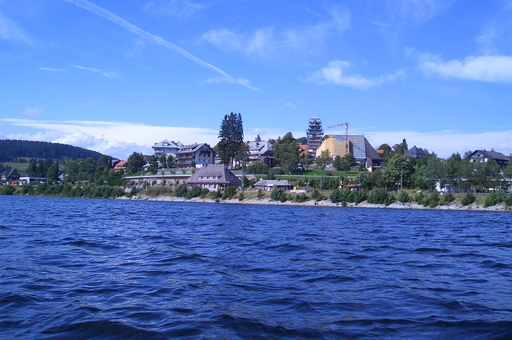 Blick vom Boot auf Schluchsee by Gelmo